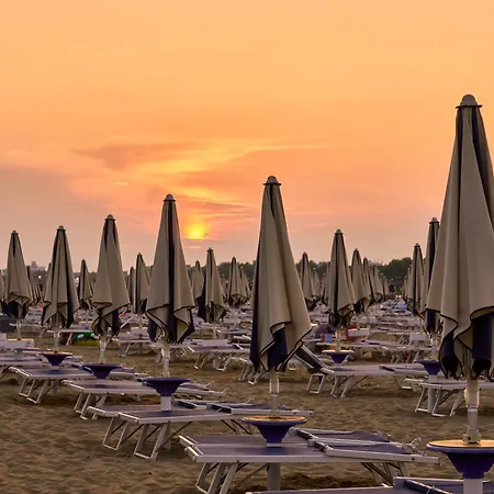 Apartment Peaceful With A Huge Terrace - Beahost Bibione