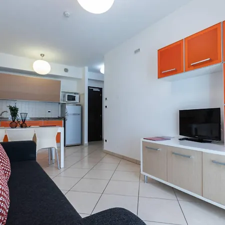 Apartment Peaceful With A Huge Terrace - Beahost Bibione
